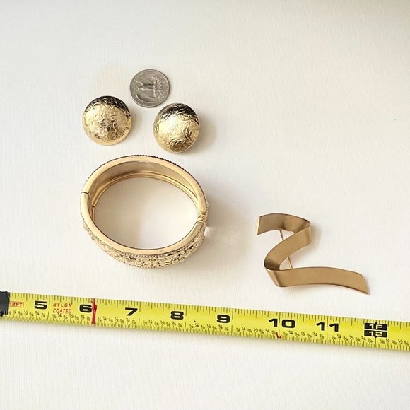 Genuine 10K Gold Bracelet, Pin, and Clip on earrings acid tested entire set